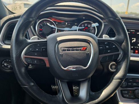 Used 2019 Dodge Challenger GT w/ Plus Package RWD image 9