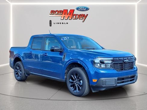 Used 2023 Ford Maverick Lariat w/ Lariat Luxury Package FWD image 3