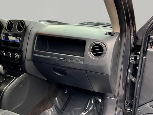 Used 2014 Jeep Patriot Sport w/ Power Value Group FWD image 26
