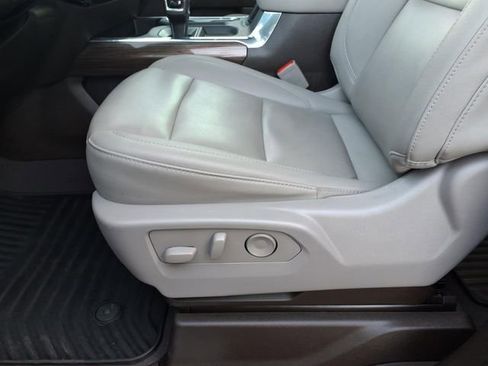 Used 2023 Chevrolet Silverado 1500 LT image 14