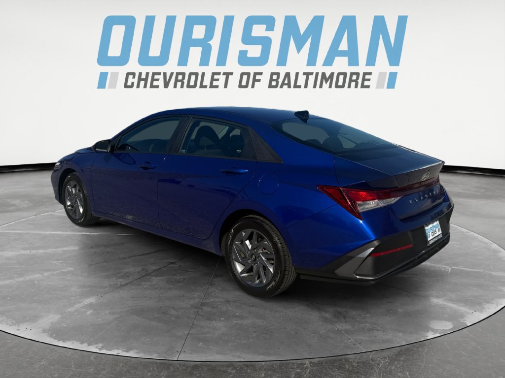 Used 2024 Hyundai Elantra SEL FWD image 4