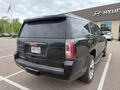 Used 2019 GMC Yukon XL SLT AWD/4WD image 4