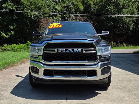 Used 2020 RAM 2500 Tradesman AWD/4WD image 2