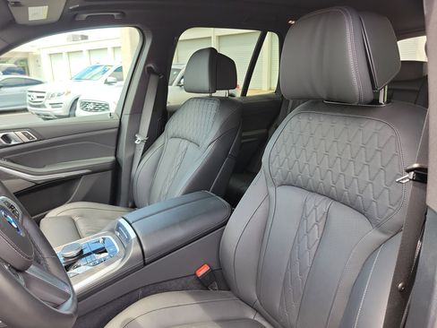 Used 2026 BMW X5 xDrive50e w/ M Sport Package AWD/4WD image 23