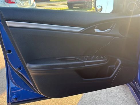 Used 2020 Honda Civic Sport image 13