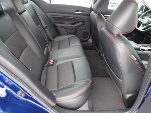 Used 2024 Nissan Altima 2.5 SR image 30