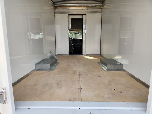 New 2025 Chevrolet Express 3500 w/ Power Convenience Package image 22