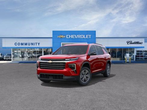 New 2026 Chevrolet Traverse LT w/ Driver Confidence Package image 9