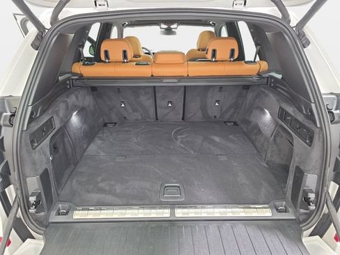 Used 2024 BMW X5 xDrive50e w/ Executive Package AWD/4WD image 32