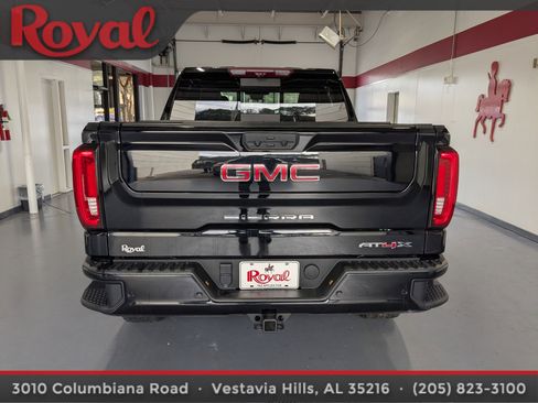 Used 2024 GMC Sierra 1500 AT4X image 3