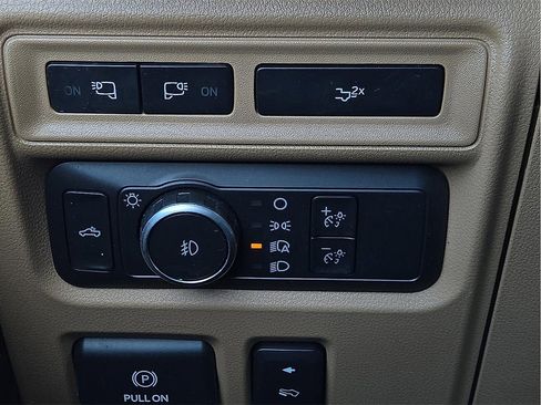 Used 2022 Ford F150 Lariat image 17