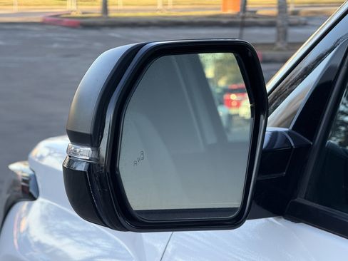 Used 2022 Toyota Tundra SR5 w/ SR5 Convenience Package image 14