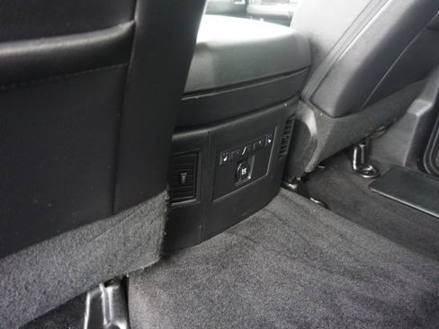 Used 2018 RAM 2500 Laramie w/ Sport Appearance Group image 9