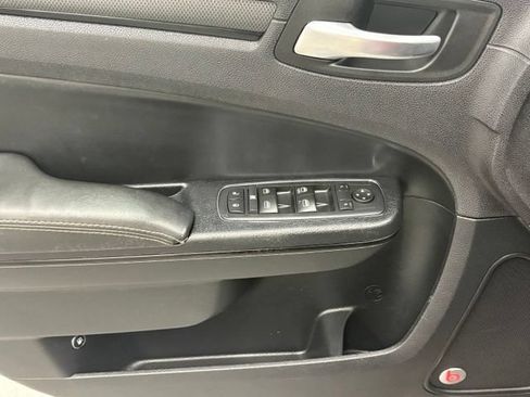 Used 2015 Chrysler 300 S RWD image 12