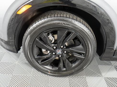 Used 2024 Buick Encore GX Sport Touring image 23