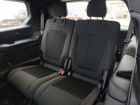 New 2026 Jeep Grand Cherokee L Laredo RWD image 5