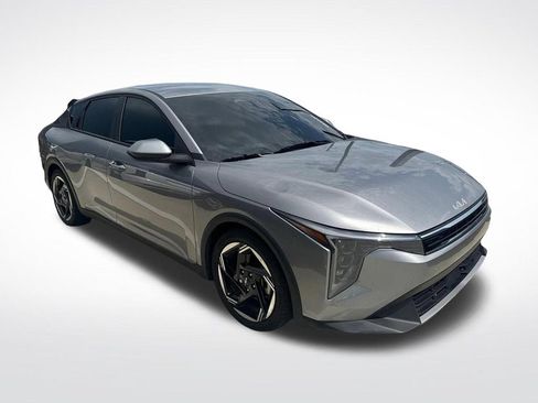 Used 2025 Kia K4 EX FWD image 1