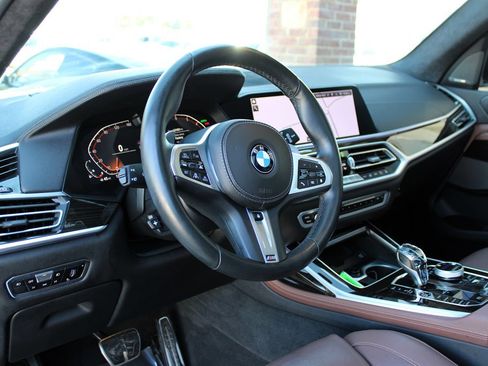 Used 2019 BMW X7 xDrive50i w/ M Sport Package image 17