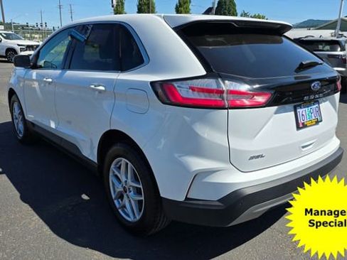 Used 2023 Ford Edge SEL w/ Convenience Package image 6