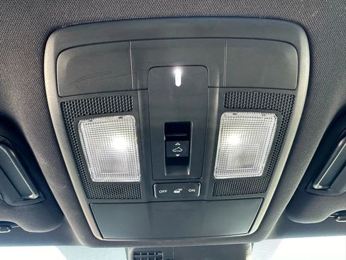 Used 2018 MAZDA CX-9 Grand Touring image 32