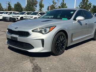 Used 2018 Kia Stinger AWD/4WD video 1