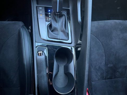 Certified 2025 Hyundai Elantra N image 22