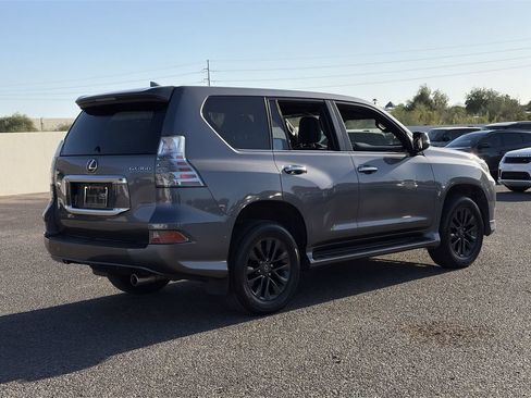 Used 2022 Lexus GX 460 Premium w/ Premium Package AWD/4WD image 7