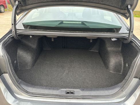 Used 2025 Nissan Altima 2.5 SV image 31