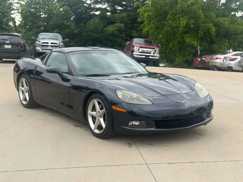 Used 2013 Chevrolet Corvette Coupe w/ 2LT Preferred Equipment Group RWD image 1