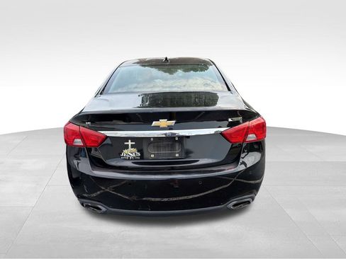 Used 2018 Chevrolet Impala Premier FWD image 3