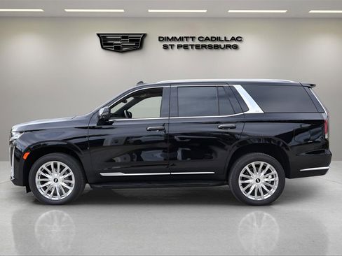 Used 2024 Cadillac Escalade Premium Luxury w/ Performance Package image 2