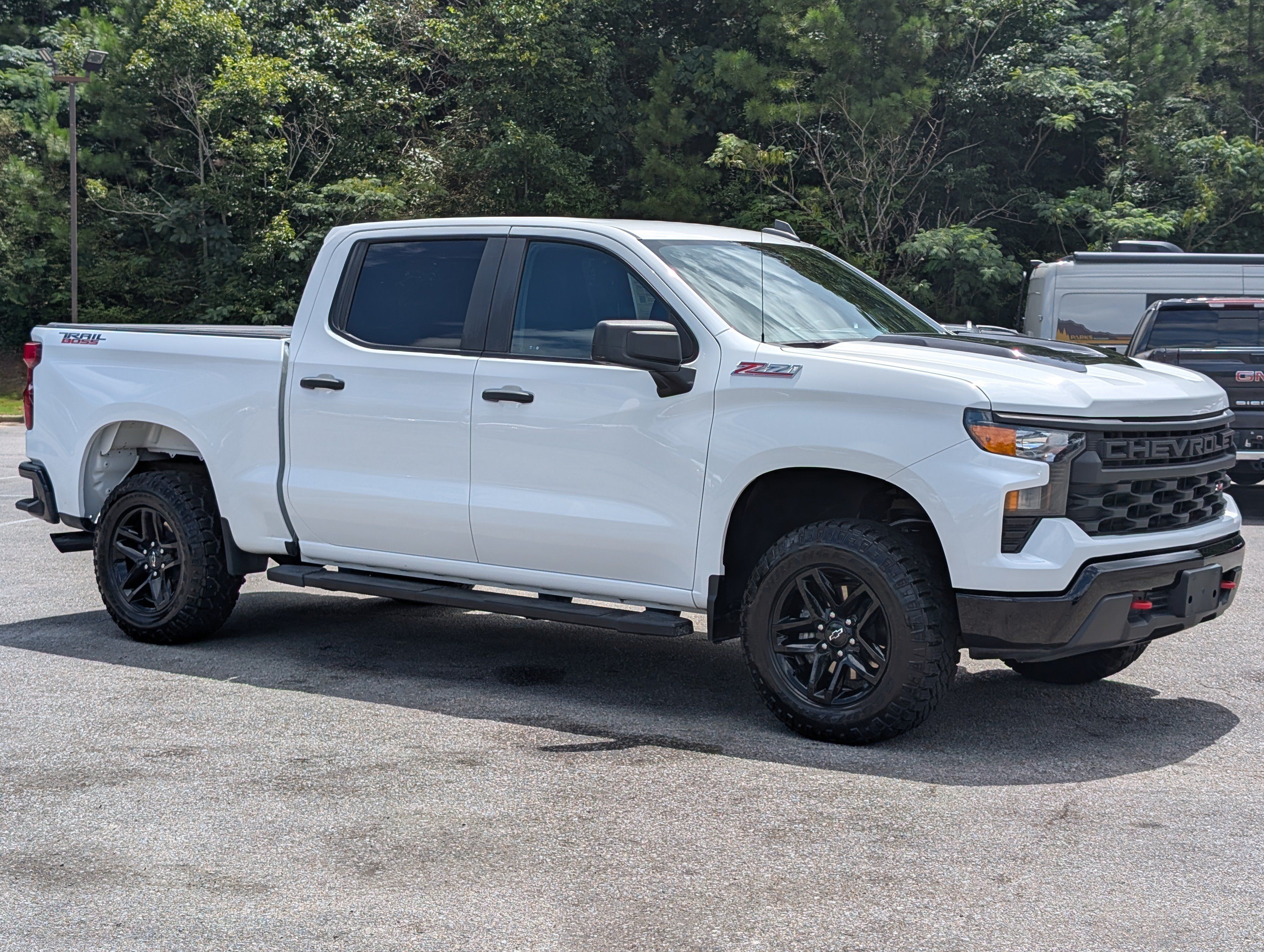 Used 2023 Chevrolet Silverado 1500 Custom Trail Boss AWD/4WD image 11