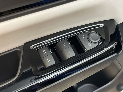 Certified 2025 Honda Prologue Touring image 18