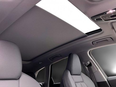 New 2025 Audi Q5 Premium Plus image 17