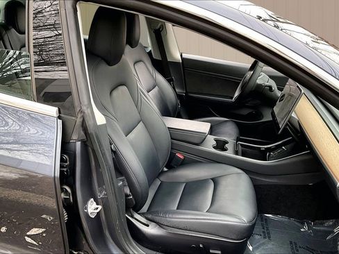 Used 2020 Tesla Model 3 Long Range image 29