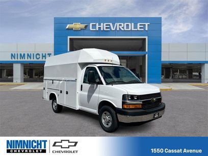 New 2025 Chevrolet Express 3500 w/ Power Convenience Package