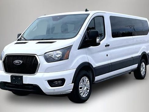 Used 2023 Ford Transit 350 XLT image 2