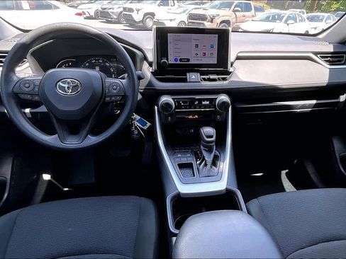 Certified 2024 Toyota RAV4 LE FWD image 15