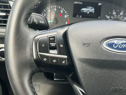Certified 2022 Ford Escape SE w/ SE Sport Appearance Package FWD image 21