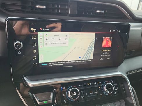 Used 2024 GMC Sierra 2500 Denali Ultimate image 19