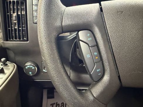 Used 2025 Chevrolet Express 3500 LT w/ LT Preferred Equipment Group RWD image 22