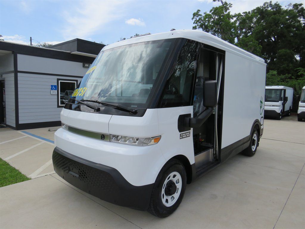 Used 2024 Chevrolet Brightdrop 400 w/ Commercial Equipment Package AWD/4WD image 3