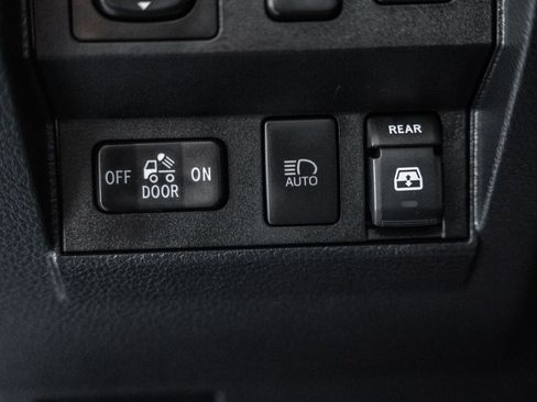 Used 2018 Toyota Tundra SR5 w/ TRD Sport Package AWD/4WD image 44