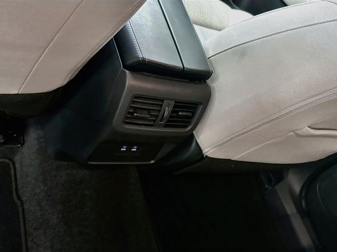 Used 2025 Nissan Rogue SV AWD/4WD image 27