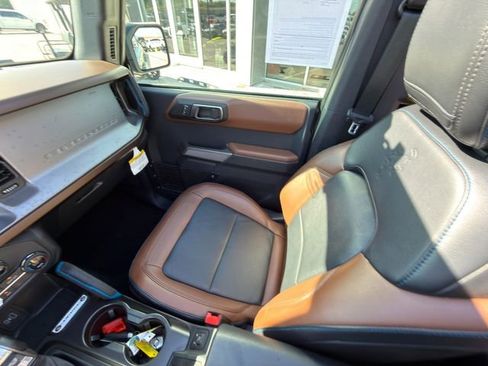 Used 2021 Ford Bronco Outer Banks w/ Sasquatch Package image 21