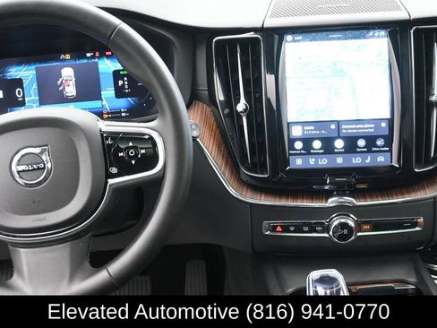 Used 2024 Volvo XC60 T8 Ultimate w/ Protection Package Premier AWD/4WD image 12