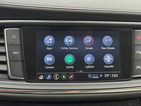 Used 2022 Buick Enclave Avenir AWD/4WD image 3