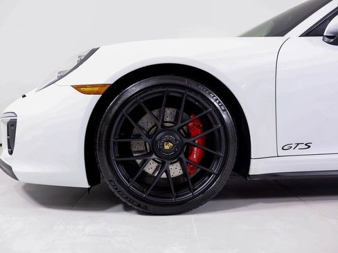 Certified 2018 Porsche 911 Targa 4 GTS image 29