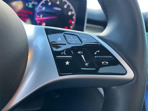 Used 2025 Mercedes-Benz C 300 4MATIC Sedan image 25