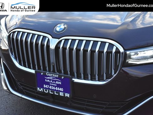 Used 2020 BMW 750i xDrive w/ Executive Package image 16